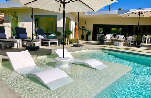 Warm Sands House | Discover Warm Sands Mid-Century Oasis with Ocean Views