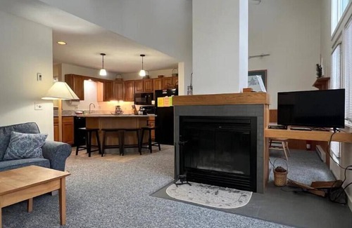 Waterville Valley House | Inviting Retreat in Waterville Valley with Spa & Hot Tub