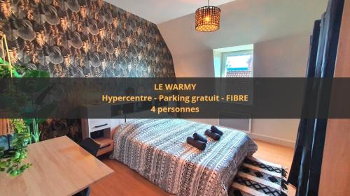 Sin-le-Noble Apartment | Convenient Hypercenter Hotel with Free Parking & High Rating