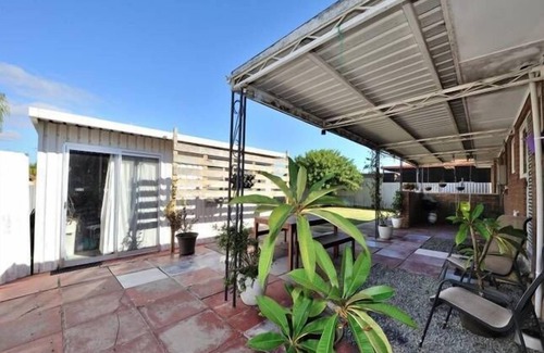 Warnbro House | Top-Rated Warnbro Holiday Home with Oceanfront Views