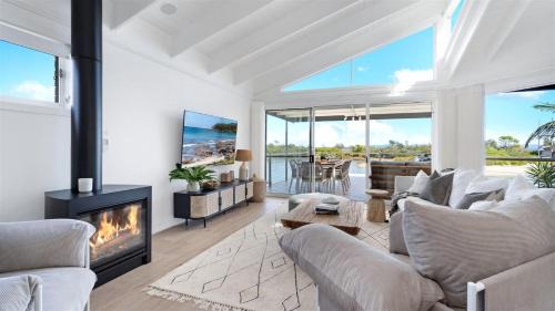 Currarong House | Discover Warrahwillah: Family-Friendly Retreat Awaits