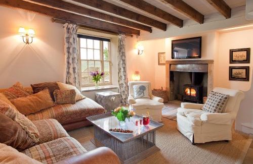 Kildale House | Warren Farmhouse: 4-Star, Pet & Child Friendly Retreat