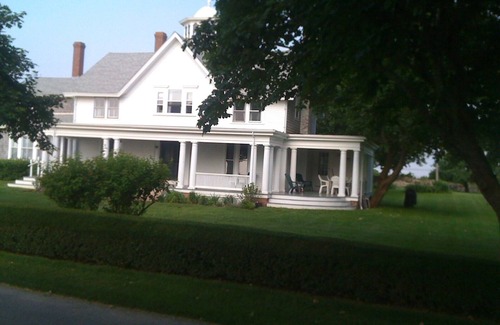 Little Compton House | Relax at Warren's Point: Oceanfront Views & Victorian Charm