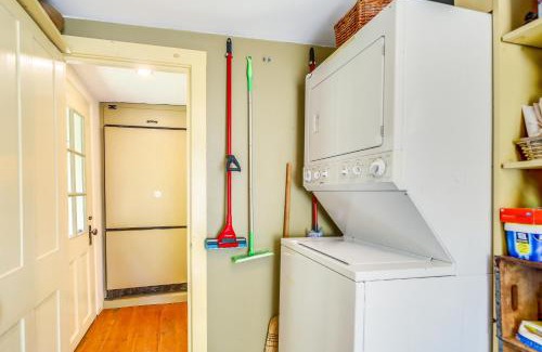 Warren House | Pet-Friendly Warren Vacation Rental Near Sugarbush Resort