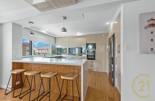 Redcliffe Apartment | Warrick Towers 1 in Redcliffe - Family-Friendly Getaway