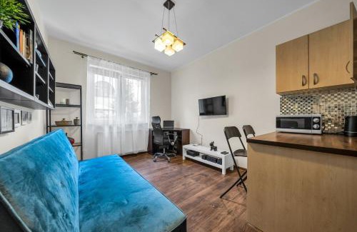 Wlochy Apartment | Pet-Friendly Warsaw Włochy Studio with Workspace Amenities