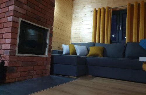 Prusicko House | Cozy Warta House: Family-Friendly Retreat with Fireplace