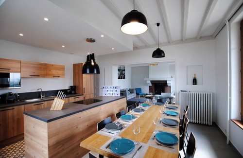 Brimont House | Discover Wary Farm by HOTTE SCHMIT: Rated 9.4/10, Family-Friendly