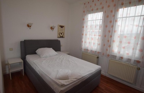 Veielbrunnen Apartment | Family-Friendly Wasen Apartment for Memorable Stays