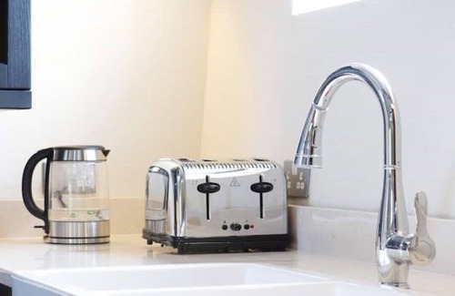 Littlebredy Apartment | Indulge at Washing Pool Barns: Oceanfront Suites Await