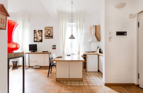 Washington Apartment | Cozy Washington Apartment with Breakfast & 10/10 Guest Rating