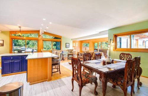 Port Ludlow House | Washington Gem on 8 5 Acres Clamming Nearby!