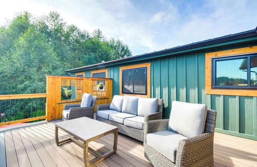 Port Ludlow Cottage | Washington Gem on 8.5 Acres: Clamming Nearby!