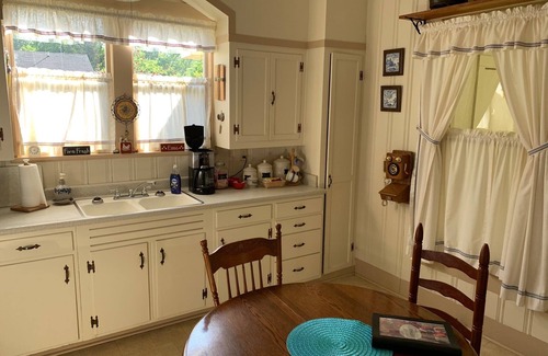Washington House | Exceptional Washington Grace Cottage with Family-Friendly Amenities