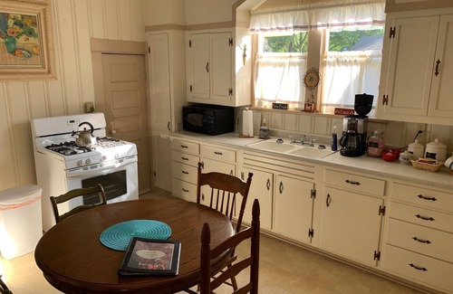 Washington House | Exceptional Washington Grace Cottage with Family-Friendly Amenities
