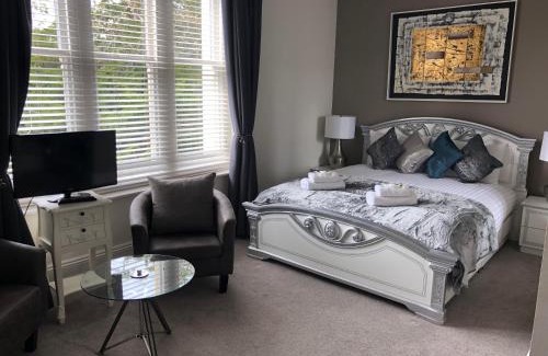 Bournemouth City Centre House | Explore Washington House Hotel: Family-Friendly Retreat