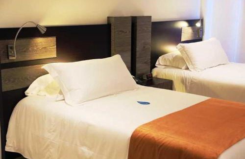 Alto Prado Hotel | Explore Washington Plaza: Guest Rated 9/10 & Pet Friendly