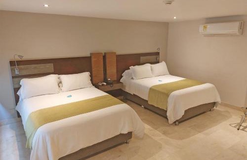 Alto Prado Hotel | Explore Washington Plaza: Guest Rated 9/10 & Pet Friendly