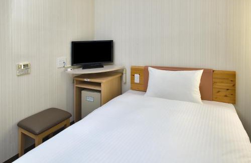Shin-Yokohama Hotel | Discover R&B Hotel Shin Yokohama Ekimae - Family-Friendly Stay