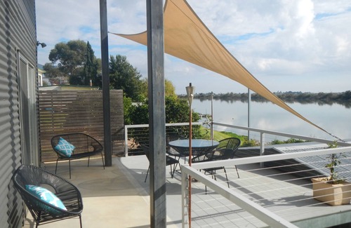 Seymour House | Inviting Washpool Retreat - Family-Friendly with Breakfast