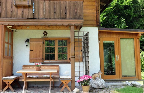 Aschau im Chiemgau Apartment | Family-Friendly "wasserfall" Retreat with Two Extra Bedrooms