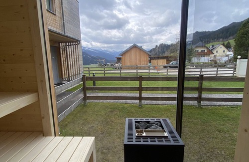Tauplitz Apartment | Top-Rated Wasserfall Lodge C2 with Spa & Family Amenities