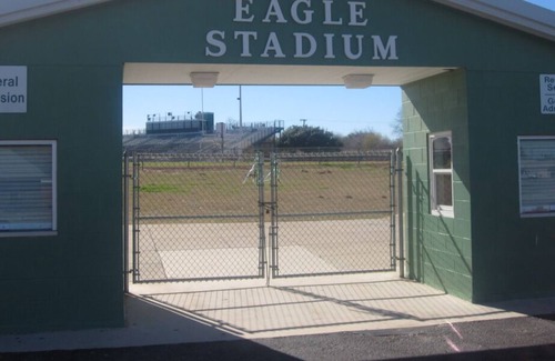 Pleasanton House | Watch a Game at Eagle Stadium! 3 Units in Pleasanton w/ Free Private Parking!