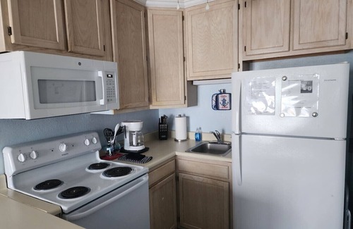 McCutcheon Field Condo | Experience Oceanfront Views and Breathtaking Sunrises