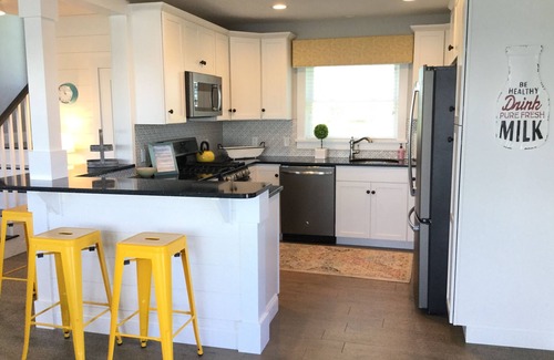 Eastport House | Experience Whale Watching from Your Private Deck!