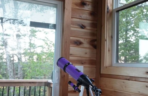 Campton Cabin | Watchtower + Private 3 BR Cabin + Hot Tub