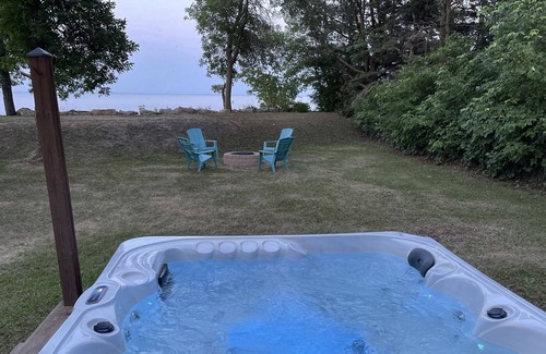 Sandy Hook House | Water Front Beach House