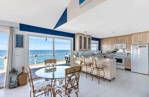 Greenport House | Prime Waterfront Beach House with Private Beach Access
