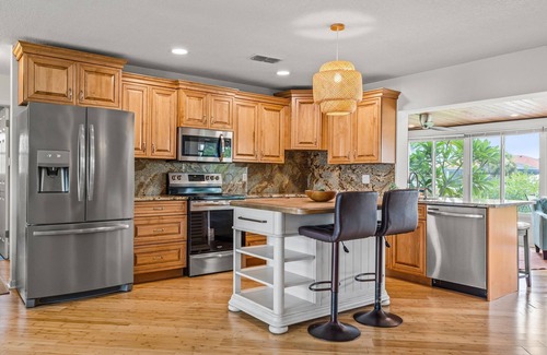Apollo Beach House | Explore Serenity at Water Front Home Island Paradise