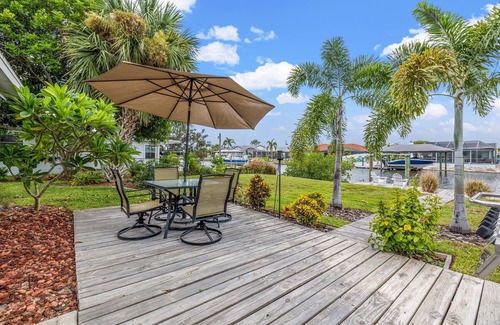 Apollo Beach House | Explore Serenity at Water Front Home Island Paradise