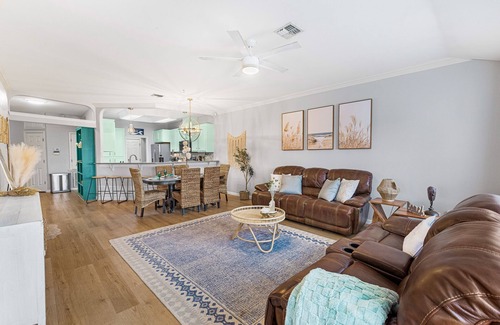 Corpus Christi House | Pet-Friendly Waterfront Oasis Just Two Minutes to the Beach