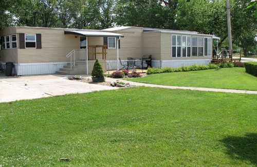 Vickery Cottage | Lakefront Escape in Quiet Location near Cedar Point