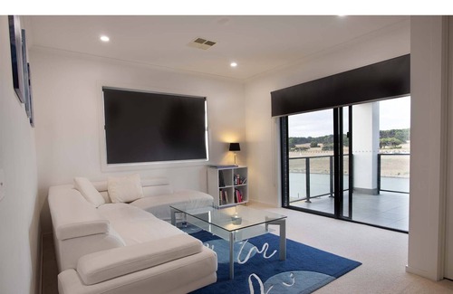 Nangkita House | Experience Beautiful Sunrises at Hindmarsh Island Retreat