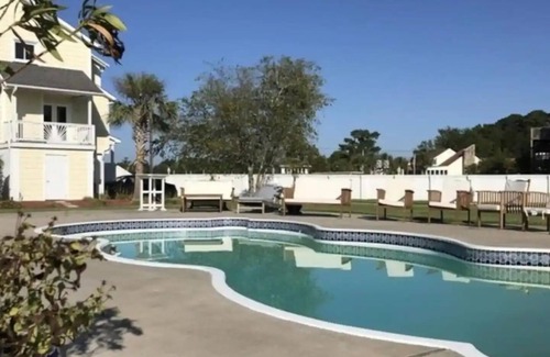 Jacksonville House | Water Lovers' Paradise with Breathtaking Views & Pet Friendly