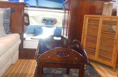 Sanford Boat Rental | Water Lovers Retreat: A 10/10 Nature Escape for Families