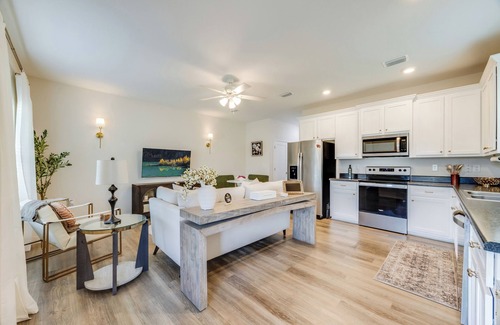 Laurel Hill House | Water Oaks Retreat Charming 2-bedroom house in Laurel Hill