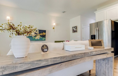 Laurel Hill House | Water Oaks Retreat Charming 2-bedroom house in Laurel Hill