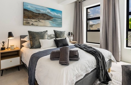 Alphen Apartment | Water Pear Place - Spacious two bedroom apartment