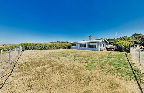 Waldport House | Water's Edge Oceanside Home