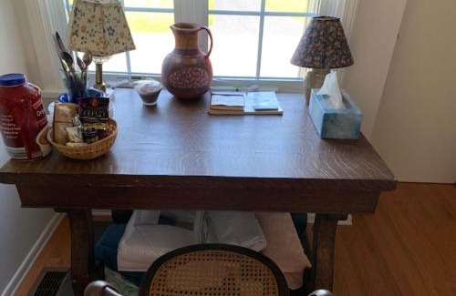 Canandaigua House | Water's Edge on Canandaigua Lake: Pet-Friendly Retreat