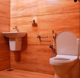 Devikolam Apartment | Tranquil Water Vibes Mamalakandam - 4-Star Family Retreat