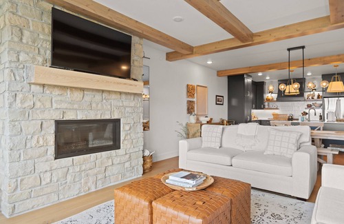 Sister Bay Condo | Experience Water Views and Premier Location at Shore View