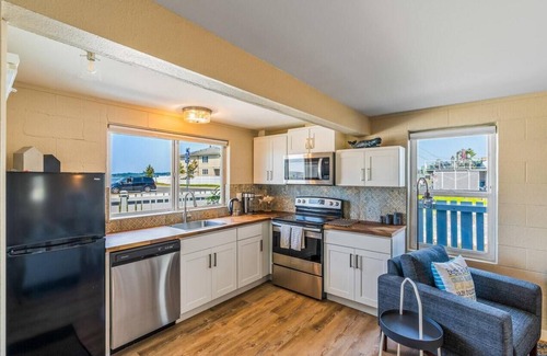 Birch Bay Condo | Scenic Oceanfront Retreat with WIFI & Beach Access