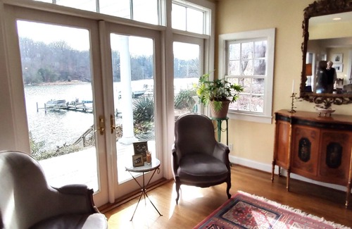 Epping Forest House | Scenic Water View Getaway at Saltworks Creek