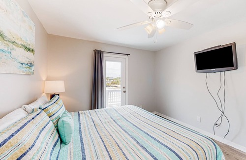 Perdido Key Coves One House | Scenic Water-View Home with Balcony and Boat Dock Access