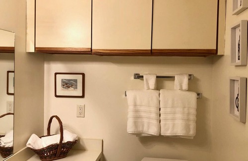 Bay City Condo | Water View - Street level condo